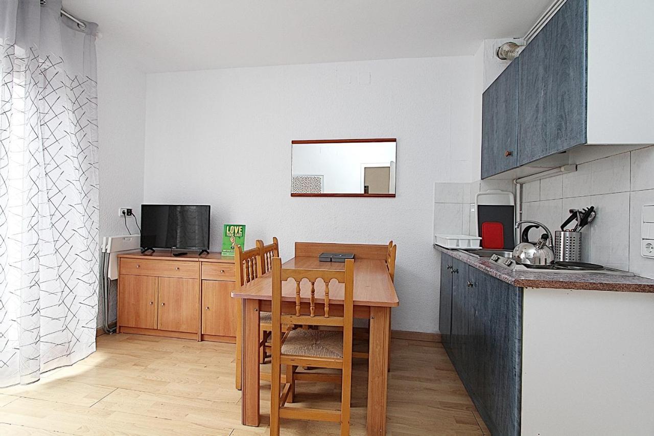 Apartaments Nautic يوريت دي مار الغرفة الصورة