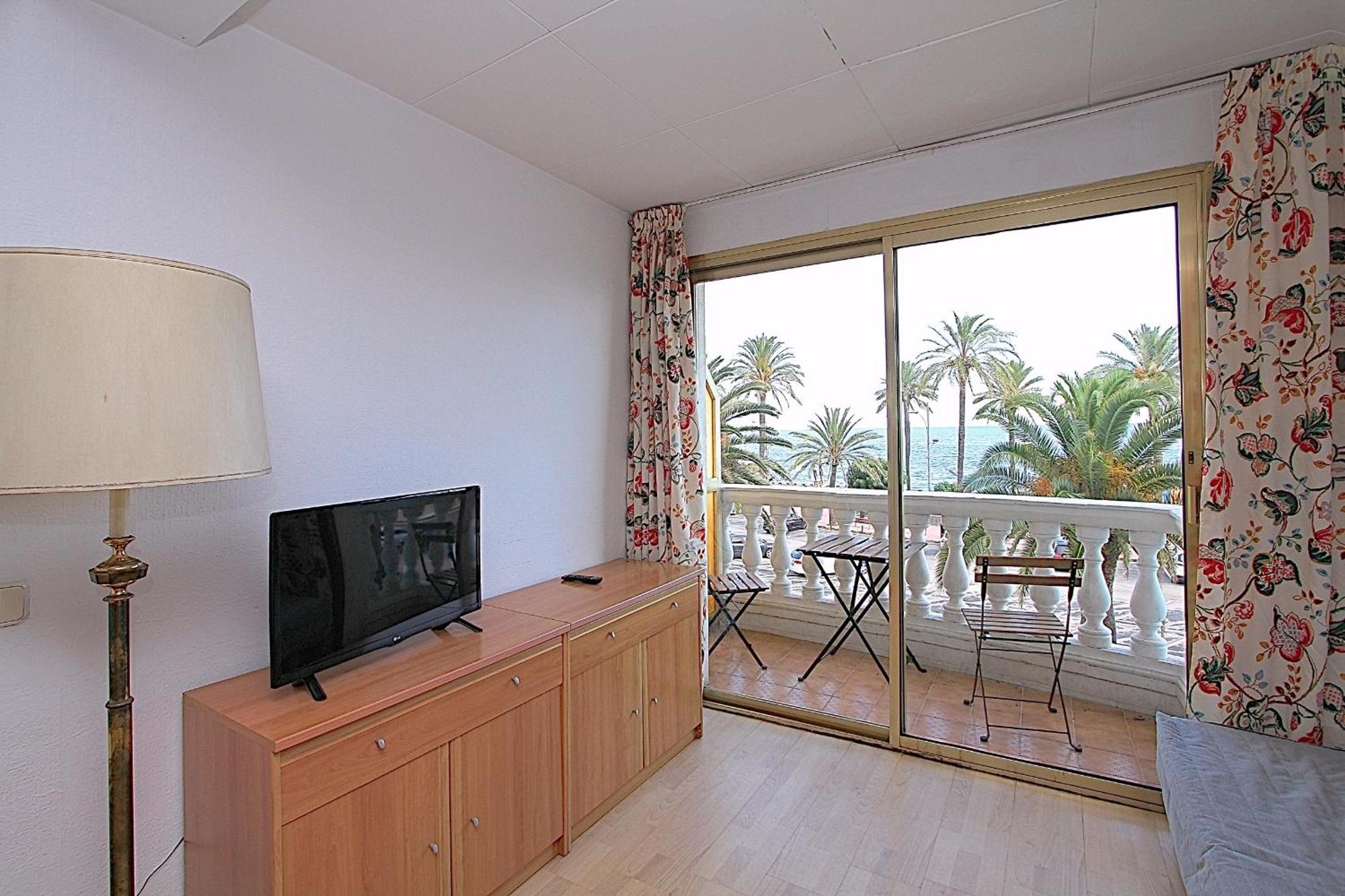 Apartaments Nautic يوريت دي مار الغرفة الصورة
